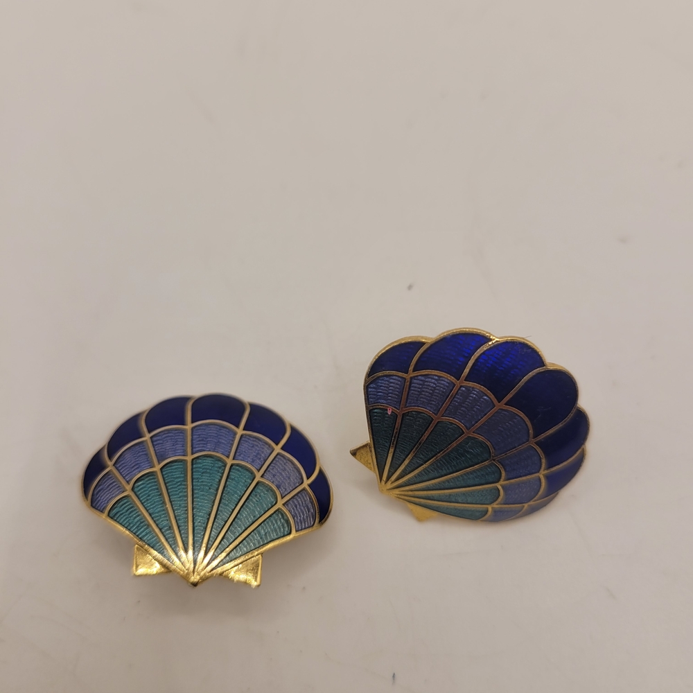 Vintage Enamel Seashell Cloisonne Earrings